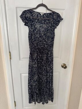 Lucky Brand Navy Floral Button Front Dress size small never worn NWOT